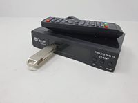 Full HD Freeview Set Top Box Digital TV Receiver with USB HDMI and SCART Connection with 32GB USB