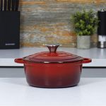 Blackmoor 67599 22cm Cast Iron Casserole Dish With Lid / 2.5L Capacity/Oven Proof Up To 260°C/Non-Stick Enamel Coating/Easy Grip Handles/Works On All Hob Types/Stylish Red Colour