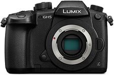 New Panasonic Lumix DC-GH5 Body