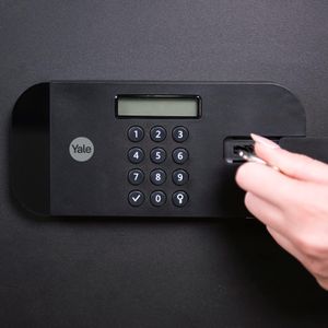Yale Large High Security Safe – Steel Home Safe with Keypad