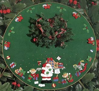 Bucilla Santa's Workshop Felt Applique Tree Skirt Kit 33247