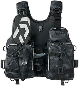 Daiwa DF-6206 Fishing Vest, Float Game Vest, Black Camo, Free