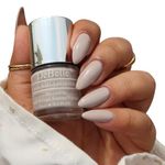 DeBelle Gel Nail Polish Porcelain Isabela (Porcelain Beige Nail Paint)|Non UV - Gel Finish |Chip Resistant | Seaweed Enriched Formula| Long Lasting|Cruelty and Toxic Free| 8ml