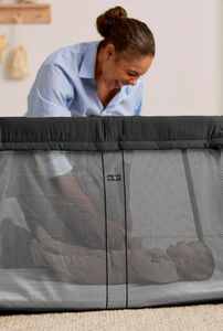 BabyBjörn Travel Cot Light – Portable Baby Crib, Black