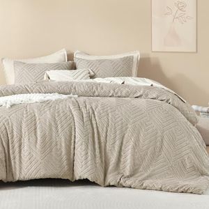 Litanika California King Comforter Set Oatmeal, 3 Pieces Tufted Boho Farmhouse Bedding Comforter Sets, Lightweight Fluffy Comforter Bed Set for All Season (104x96In Comforter and 2 Pillowcases)