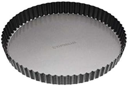 MasterClass 28 cm Loose Bottomed Tart Tin, Fluted Round Quiche Pan with PFOA Non Stick, Robust 1 mm Thick Carbon Steel, 11 Inch, Black