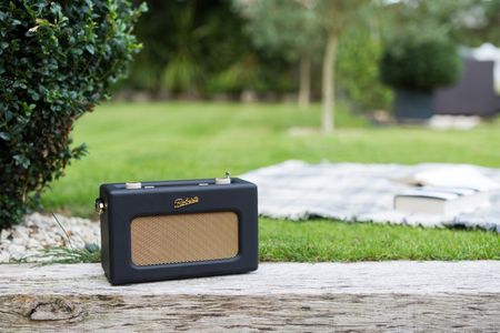 Roberts Revival RD70 Digital Radio – Black