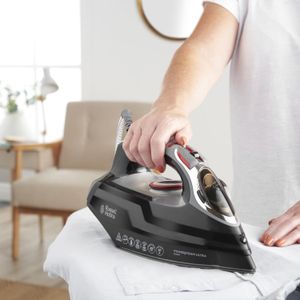 Russell Hobbs Steam Iron 3100W – Powerful Ceramic Soleplate
