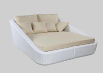 BRISHI Outdoor/Pool Side/Garden/Balcony/Porch/Backyard/Terrace/Patio/Beach/Rectangular Sofa Sunbed Wicker and Rattan Daybed (White/Cream)