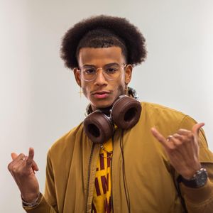 OneOdio Wired Over-Ear Headphones – Brown