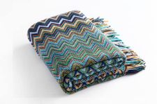 VANJOROY Bohemian Sofa Large Throw Blanket with Tassels, Warm soft cozy Decorative Armchair knited Throw for Couch Sofa Bed and Furniture. (130×180(50×70In), Blue)