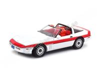 Greenlight 13532 1:18 The A-Team (1983-87 TV Series) - 1984 Chevrolet Corvette C4 - New Tooling Parts Font Collectible Miniature Car, White/Red