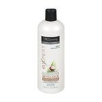 TRESemmé Botanique Nourish & Replenish Conditioner for dry hair Coconut Milk & Aloe Vera with no dyes, parabens or silicone 739 ml