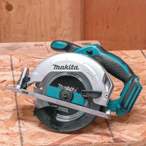 Makita 18V Cordless Circular Saw – 165mm Blade