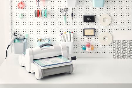 Sizzix Big Shot Plus Die Cutting Machine – Manual Craft Tool
