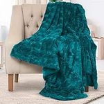 Luxury Plush Blanket - Cozy, Soft, 