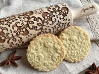 Embossing Rolling Pin SKULL WREATH with SKULLS, Spooky, Death's-head, Halloween Sugar. Laser Engraved Dough Roller for Embossing Homemade Halloween Cookies by Algis Crafts