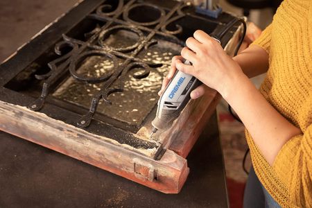 Dremel 4250 Rotary Tool Kit – Variable Speed, Accessories Included