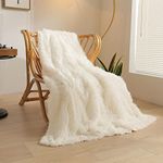 XeGe Luxury Faux Fur Throw Blanket, Beige Soft 50x60 Fluffy Blanket Throw, Ivory Shaggy Plush Decorative Couch Blanket, Cute Furry Throw Fuzzy Office Lap Blanket for Bedroom Living Room Beige