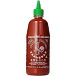 Huy Fong, Sriracha Hot Chili Sauce Excellent in Soups. Sauces, Pastas, Pizzas, Hot Dag, Humburgers, & Chowmein Delicious Spicy Kick (793gm)