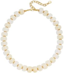 HolidayQbee Beaded necklace for Women Boho Bead Chunky Necklace Big White Bead Necklace Fashion Trendy Summer White Resin Beaded Necklaces Jewelry Gifts