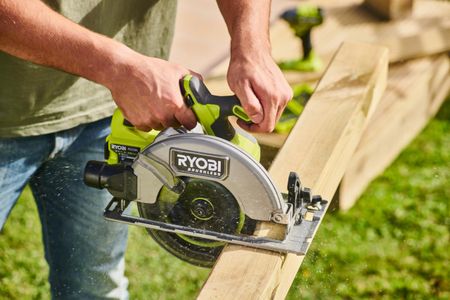 Ryobi 18V Brushless Circular Saw – Cordless Power Tool