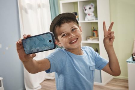 VTech KidiZoom Snap Touch Kids Camera – Blue