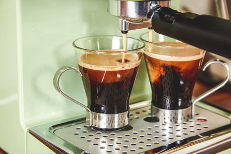 Swan Retro Espresso Machine – Green Coffee Maker
