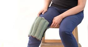 Aksobha Herbal Hot and Cold Knee Pain Relief Therapy pack for Men & Women; Natural & Organic Chemical Free Muscle Relief & Relaxation - Assorted Colour; 8 x 12 (Inches)