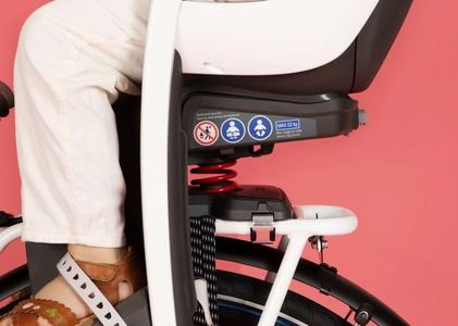 Hamax Caress Kids Bike Seat with Carrier Adapter – White/Black