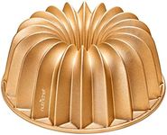 NutriChef 9-Inch Bundt Cake Pan - Thick and Heavy Cast Aluminum Bakeware with 2 Layers of Nonstick Coating - Fluted Lines Design for Uniform Baking Up To 500 Degrees - Easy to Clean, Gold