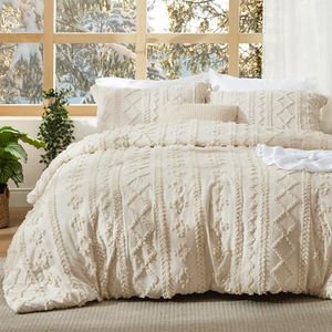 Bedsure Tufted Boho Comforter Set King Size - Beige Boho Bedding Comforter Set, 3 Pieces Farmhouse Shabby Chic Embroidery Bed Set, Gifts for Woman, Soft Jacquard Comforter for All Seasons
