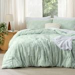 Bedsure King Size Comforter Set Sage Green, Boho Tufted Bed Set, Checkered Farmhouse Shabby Chic Bedding, 3 Pieces, 1 Plaid Geometric Comforter and 2 Pillow Shams