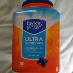 Berkley Jensen Ultra Landry Pacs, 90 Count