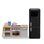 LUNDBY Dolls House Furniture Kitchen Island – Cooker + Fridge – 10-piece Doll House Accessories for 11cm Mini Dolls Age 4+ Scale 1:18