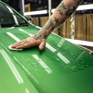 Meguiar's Quik Clay Bar Starter Kit – 80g Clay & 473ml Detailer