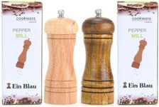 Ein Blau Wooden Pepper Mill or Salt