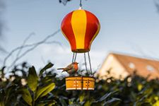 Garden Mile Novelty Hanging Wild Bird Feeder Weatherproof with Hanging Hook Chain Lightweight Small Bird Feeder Bird Feeding Station Bird Feeders for Small Birds Garden Decorations (Hot Air Balloon)