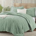 Homelike Moment Fleece Comforter Set Twin Green, 2 Pieces Soft Fluffy Comforters Twin XL Size Thick Warm Bed Comforter with Sham for Winter, 3D Tufted Fuzzy Velvet Bedding Set(68x90in, Sage Green)