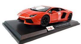 MAISTO 1:18 Scale Special Edition Lamborghini Aventador Coupe Red