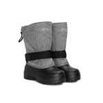 Stonz Trek-Kid Snow boots Made with care for the harsh winters, these comfy winter boots keep their feet toasty even when outside temperatures reach -22ºF/-30ºC. (Narrow Fit)