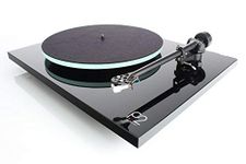 Rega Planar 2 Turntable ( Black / with Rega Carbon Cartridge)