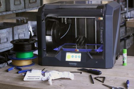 Dremel 3D45 3D Printer – High Precision, WiFi Enabled