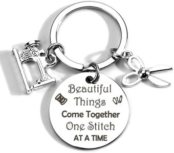 MUCOOS Sewing Keychain,Sewing Machine Keychain,Gift for Sewing Lovers, Sewing Gifts for Quilters, Crafters,Sewing Enthusiasts
