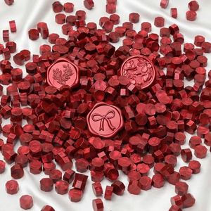 UNIQOOO 540 Pcs Metallic Burgundy Wine Red Box Sealing Wax Beads Nuggets for Wax Seal Stamp, Great for Embellishment of Cards Envelope, Wedding Invitation, Wine Package, Gift Idea