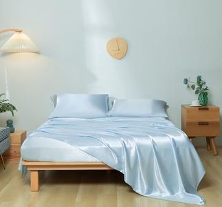 Revdomfly 4 Pcs Queen Size Luxury Silky Soft Baby Blue Satin Sheet Set,1 Premium Moisture Wicking Fitted Sheet Fits Up to 16 Inches Deep Pocket + 1 Flat Sheet + 2 Pillowcases（Baby Blue, Queen）
