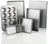 USA Pan 6 Piece Nonstick Bakeware S