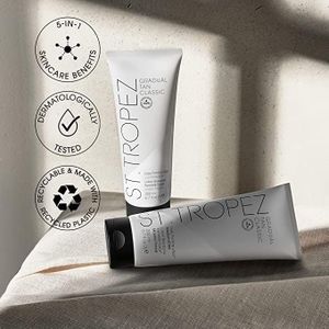 St.Tropez Gradual Tan Firming Lotion Light/Medium – Vegan Self Tan Moisturiser, 200ml