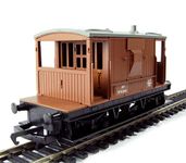 Hornby R6368 RailRoad BR 20 Ton 00 Gauge Brake Van, 18 x 7.5 x 4 centimetres