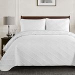 Yiran White Quilt Set King Size Fall Bedspreads Embossed Diamond Pattern 3 Piece Soft Microfiber Coverlet for All Season with 2 Pillow Shams (King, 106x96 Inch)